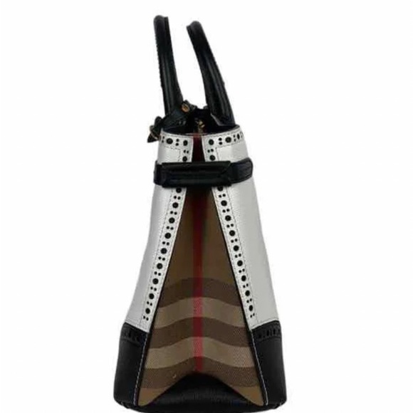 Medium Banner House Check Bag w/ detachable strap. 10"Hx13.5"Wx6"D - Picture 3 of 4